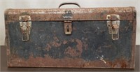 Vintage Metal Toolbox. No Tray