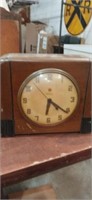 Telechrom mantel clock model 4h157