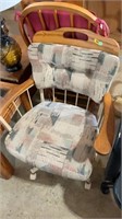 Cloth rolling chair