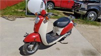 2004 Honda Gas Scooter