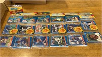 R.  6 sealed pkgs of   Series 1 Donruss 1991