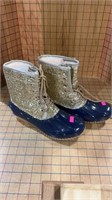 Sparkly duck boots, size 7