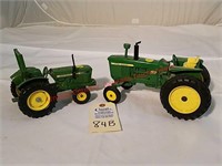 Ertl John Deere 4010dsl and MFWD JD Tractors 1/16