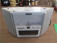 RCA AM/FL/CD Clock Radio Model RP3750A