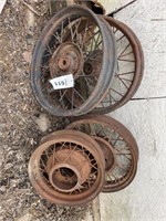 (4) wire spoke wheels