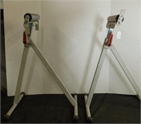 2 Adjustable Roller Stands