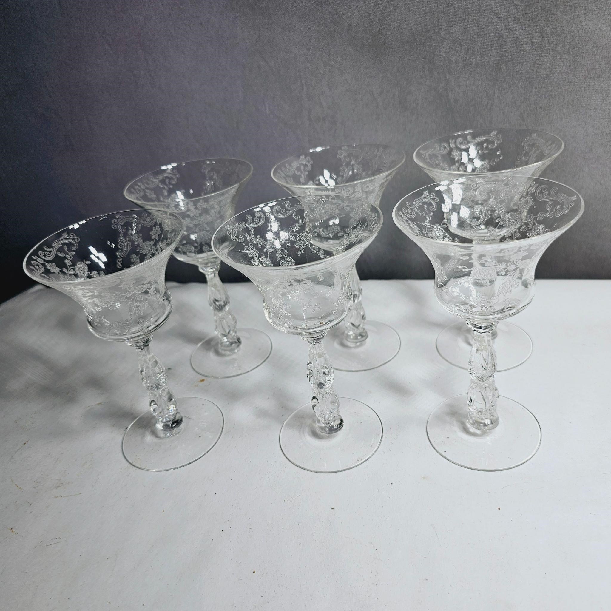 High-End Glass Online Auction