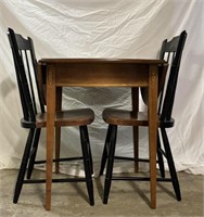 Table W/ Chairs