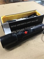 TACTICAL FLASHLIGHT ONLY (DISPLAY)