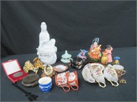 APPROX 18 PCS FIGURINES  CUPS & ASSORTED ITEMS
