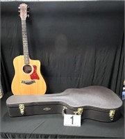 [J] Taylor 110CE Acoustic Guitar