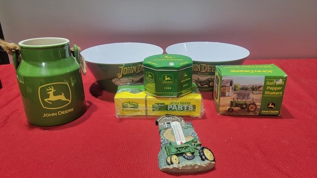 Big john deere decor lot