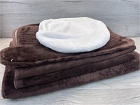 BATH MATS 5 PIECE SET