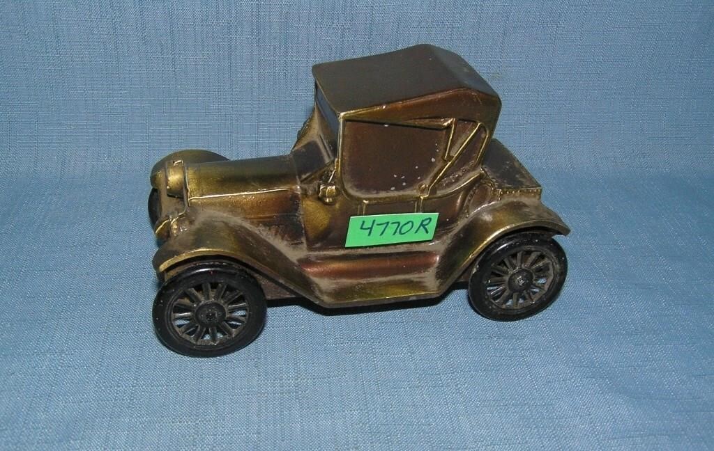 1915 Chevy 2 door coupe bank