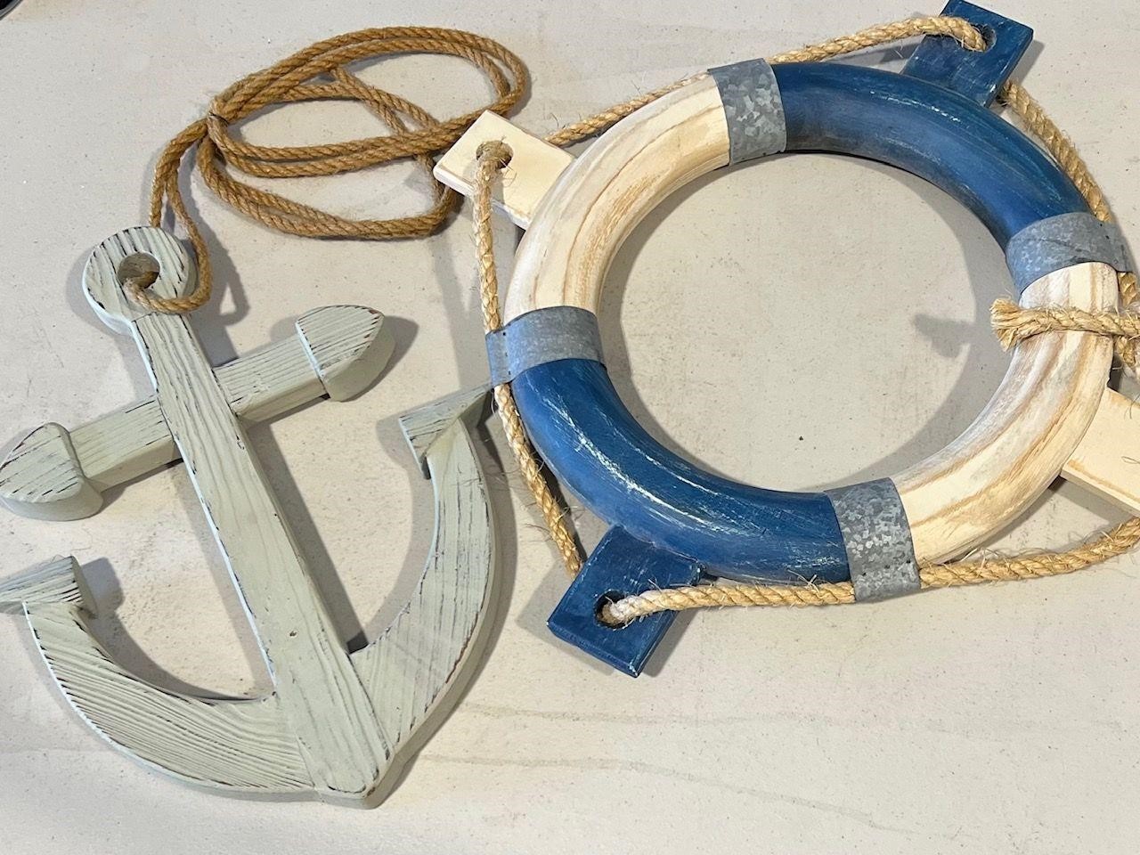 SET OF WOODEN NAUTICAL DECORATIONS