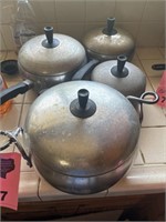 (4) Piece Vintage Aluminum/Metal Pots