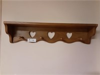 4 peg Heart Hanging Shelf 25.5"