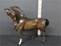 BEAUTIFUL BESWICK HORSE