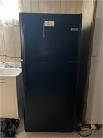 Black Frigidaire Refrigerator / Freezer