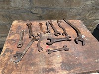 LOT OF VINTAGE WRENCHES