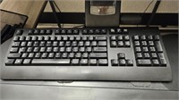 Lenovo Keyboard + Office Accessories