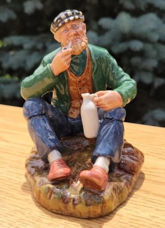 The Wayfarer By: Royal Doulton HN2362 - 5.5"