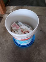 Plastic 5 gallon bucket of rags