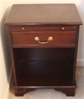 One drawer bedside stand