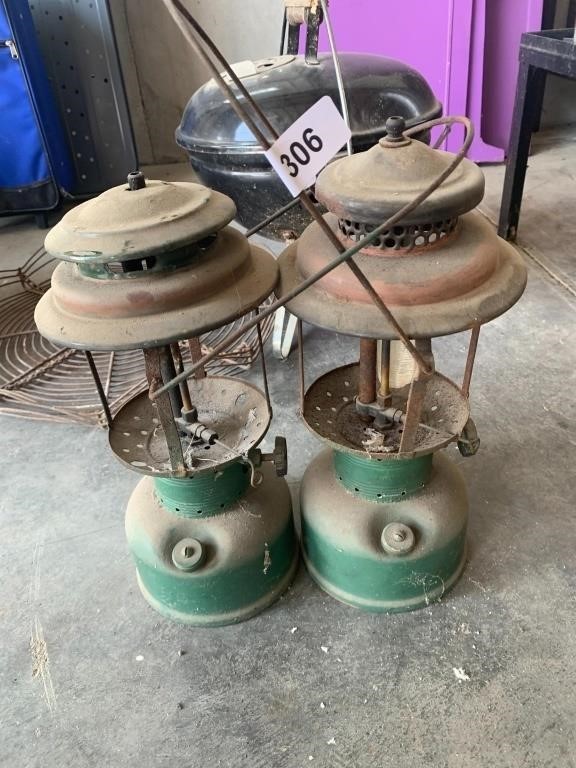 (2) Coleman Lanterns