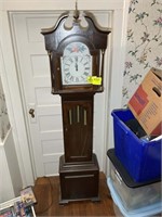 VINTAGE GRANDMOTHER CLOCK 17 IN X 10 IN X 73 IN. A