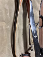 Ben-Pearson Signature bow and case