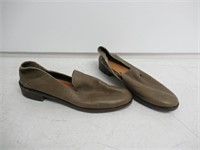 "Used" Lucky Brand Women's 5.5 M US CAHILL Loafer