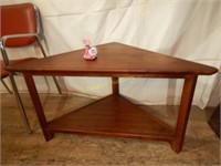 Mid Century Corner coffee table