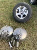 ALUMINUM WHEELS / STAINLESS SURGE MILKERS