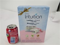 Set de rasage neuf pour femme, Schick Intuition