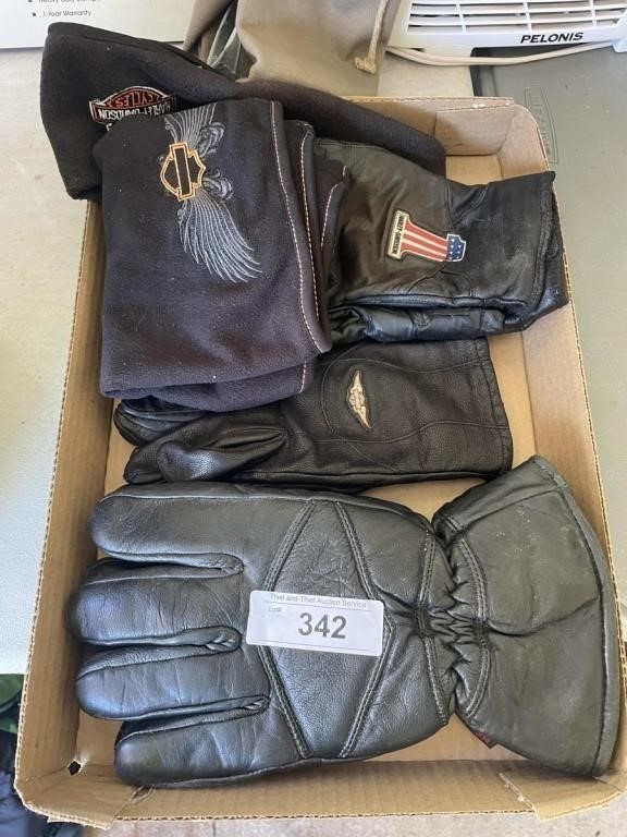 LEATHER HARLEY DAVIDSON GLOVES AND MORE