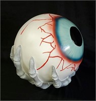 HALLOWEEN DECOR SKELETON HAND HOLDING EYE BALL