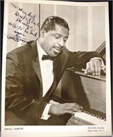 Erroll Garner (1921- 1977 ) signed photograph