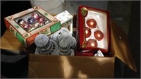 One box lot of Christmas items including full