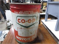 Metal Co-Op motor oil can