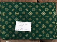 New Green Snow Flake Christmas Place Mats