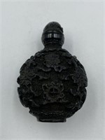 VINTAGE SNUFF BOTTLE CARVED