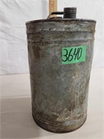 Vintage 2 Gal Galvanized Oil Can