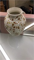 Ceramic vase