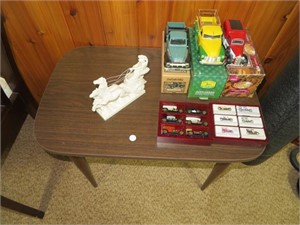 Collector Trucks & Cars * Collector Table