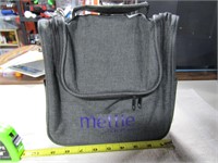 Mettle Travel Hanging Toiletries Bag