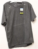 Mens Nike Tshirt Sz M - NWT $70