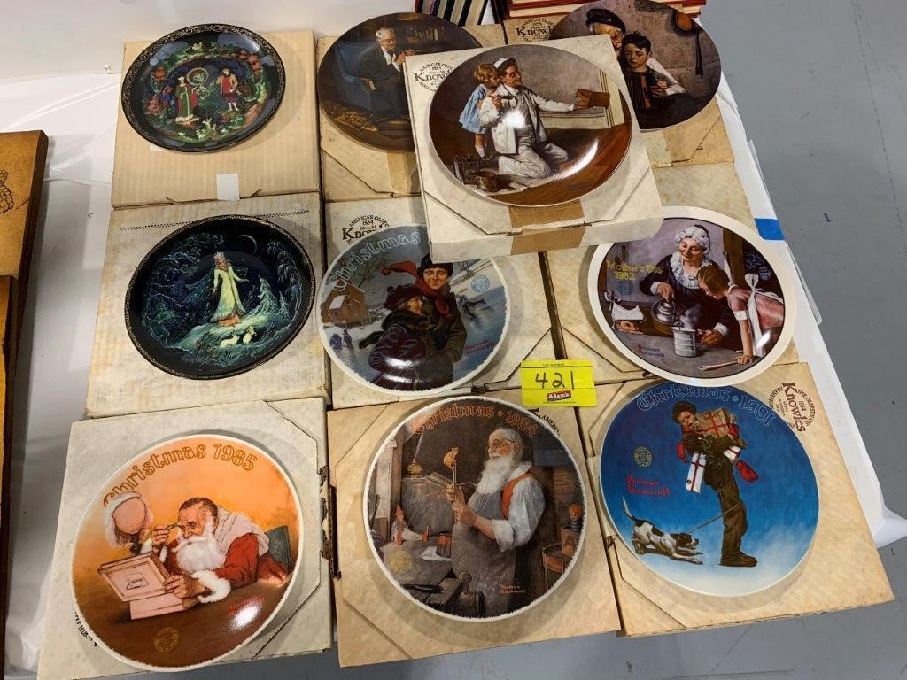 LARGE GROUP OF NORMAN ROCKWELL COLLECTOR PLATES