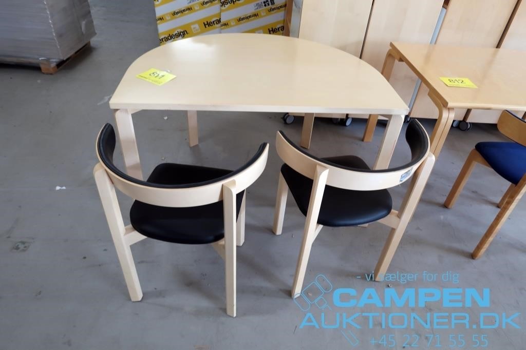 forsigtigt højen smidig Halvmåne bord, Bøgelmaninat, inkl. 2 stole | Campen Auktioner A/S