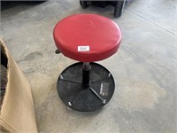 ROLLING MECHANICS STOOL